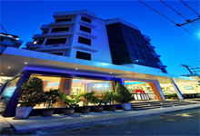 โรงแรมฟลิปเปอร์ ลอดจ์ พัทยา